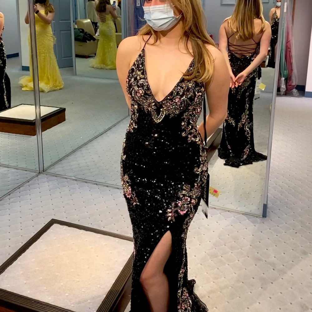 Primavera couture black prom dress